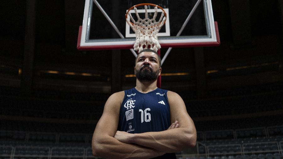 Carlos Olivinha, ídolo do basquete do Flamengo