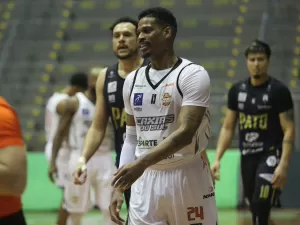 'Kobe abrasileirado', Shamell é o 1º jogador a atingir 9 mil pontos no NBB