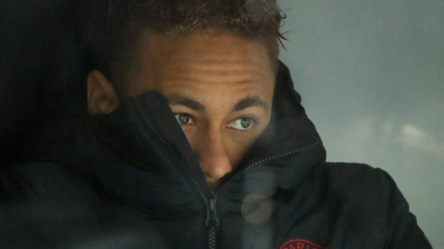 Neymar começou o jogo contra o Real Madrid no banco de reservas do PSG - REUTERS/Susana Vera