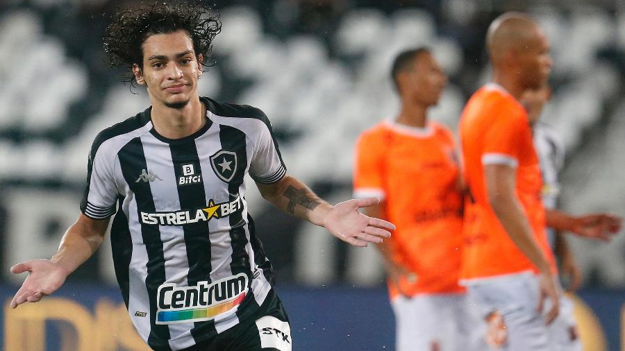 Matheus Nascimento, atacante do Botafogo, celebra gol contra o Nova Iguaçu, em jogo pelo Carioca - Vitor Silva / Botafogo