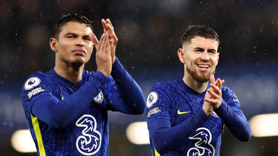 Thiago Silva e Jorginho são companheiros de equipe no Chelsea; Kenedy é o outro brasileiro da equipe -  Marc Atkins/Getty Images