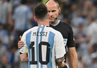 Juiz que irritou Messi não apitará mais jogos da Copa do Qatar, diz rádio - Alberto Pizzoli/AFP