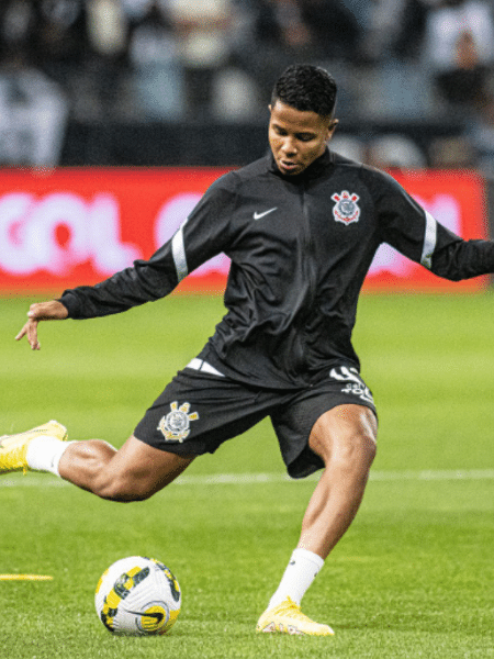 Wesley celebra convivência com jogadores experientes no Corinthians e cita  maiores ídolos no futebol