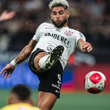 Yuri Alberto, do Corinthians, em ação na partida contra a Ponte Preta, válida pelo Campeonato Paulista