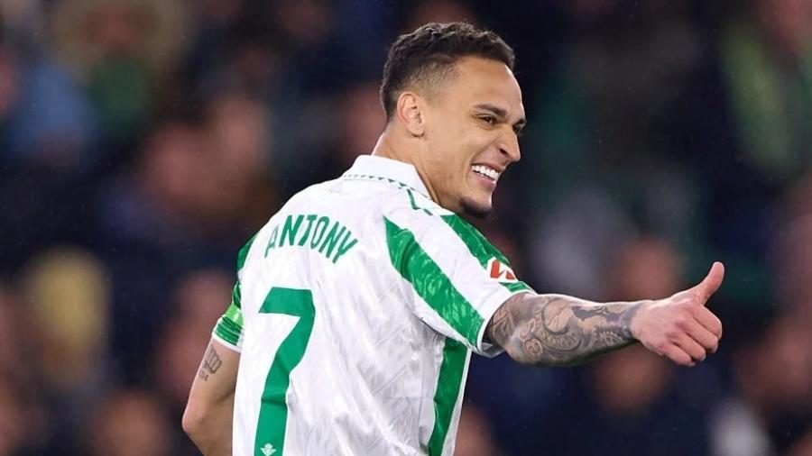 Antony está emprestado pelo Manchester United ao Betis até junho deste ano