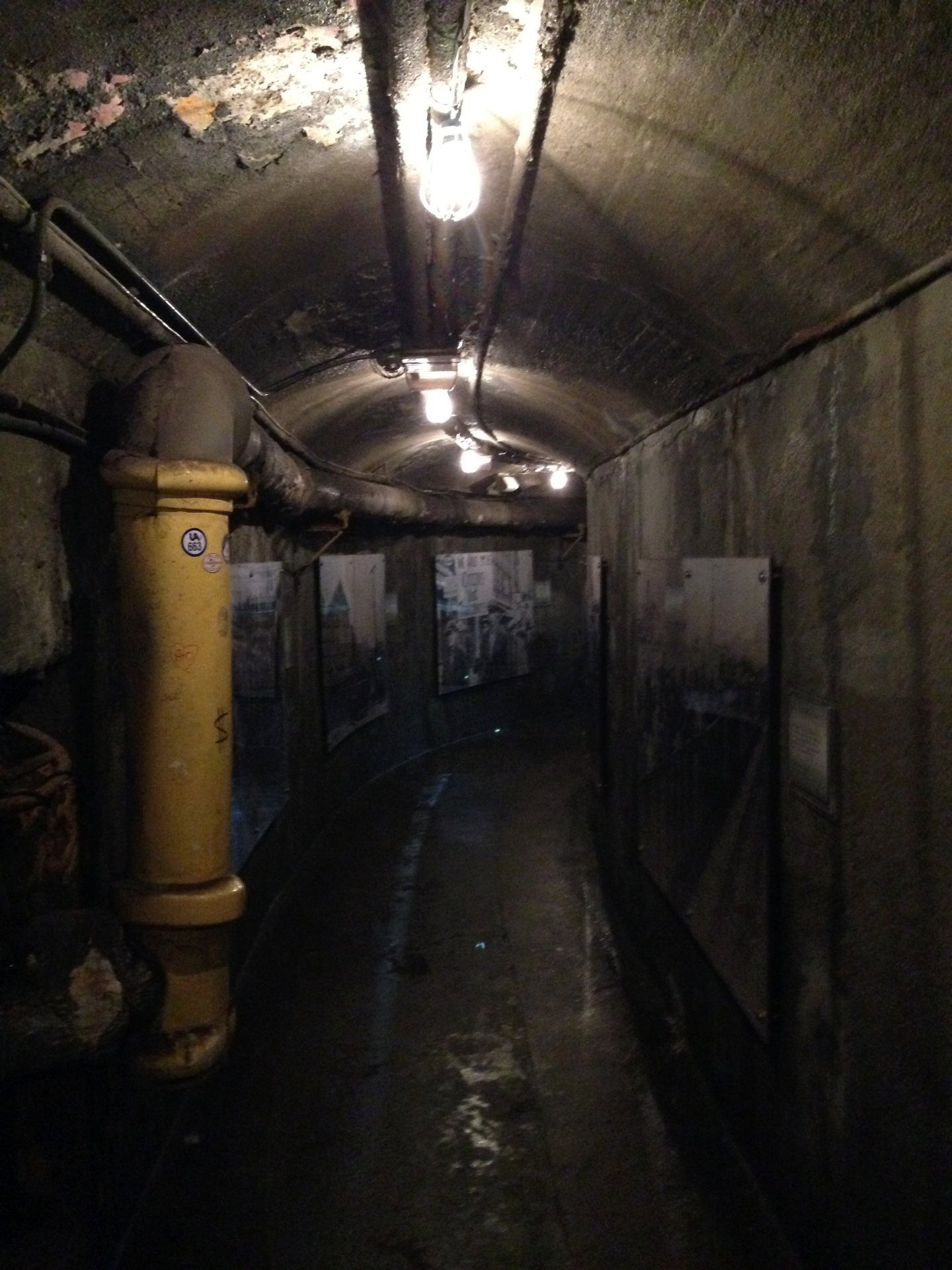 Os mesmos túneis foram utilizados também nas filmagens de X-Men