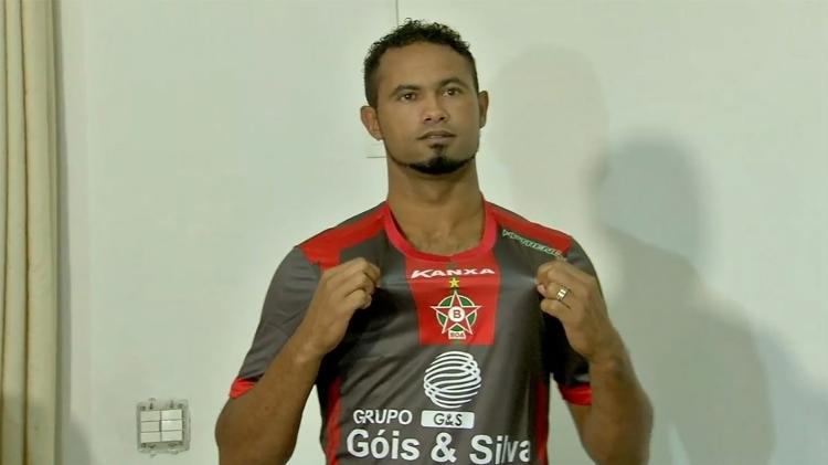 Goleiro Bruno com a camisa do Boa Esporte em apresentação do clube - Reprodução/ESPN - Reprodução/ESPN