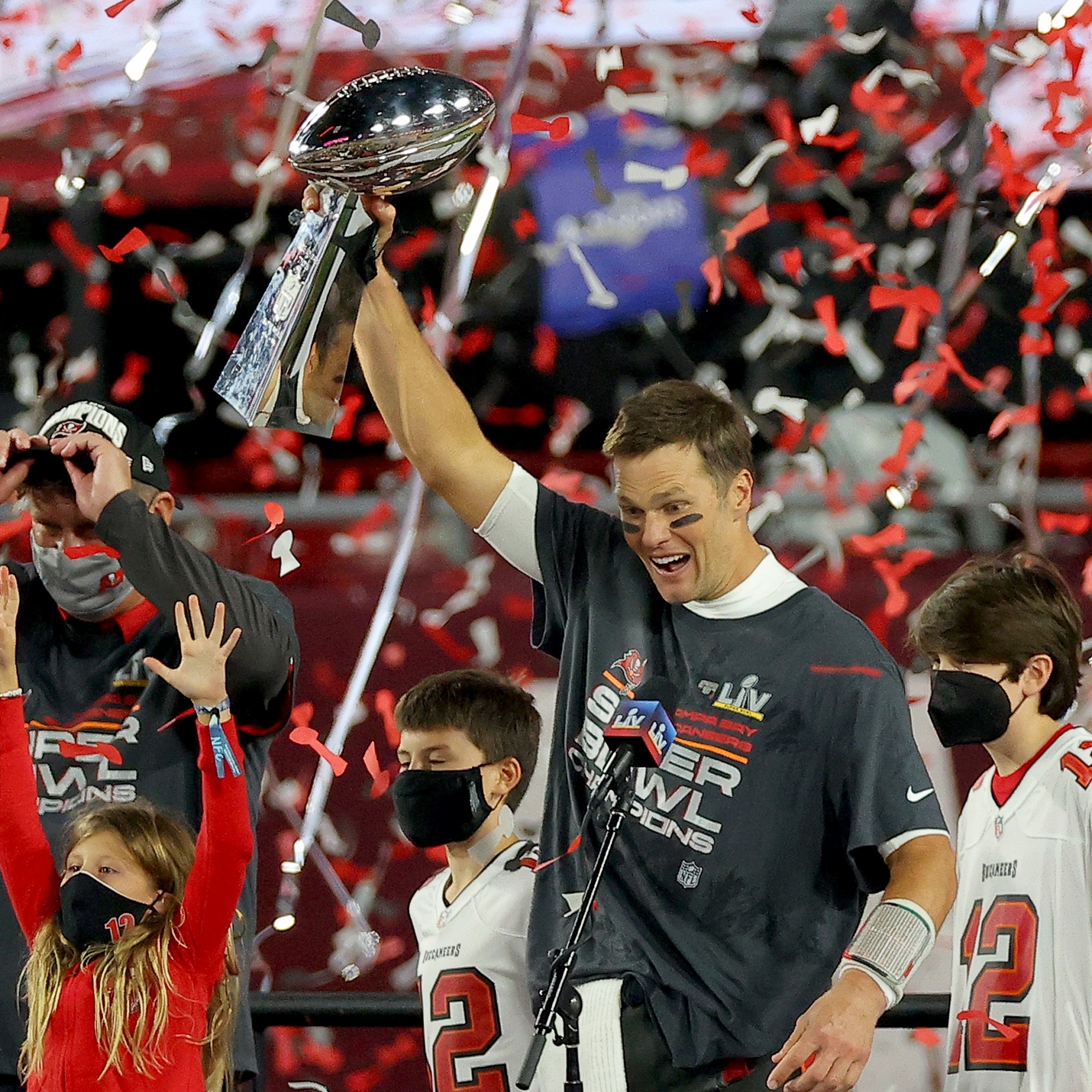 Maior jogador da história da NFL, Tom Brady enfrenta seu sucessor Patrick  Mahomes no Super Bowl LV