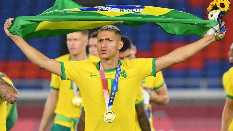 Veja imagens de Brasil x Espanha na final do futebol masculino nas  Olimpíadas - 07/08/2021 - Esporte - Fotografia - Folha de S.Paulo