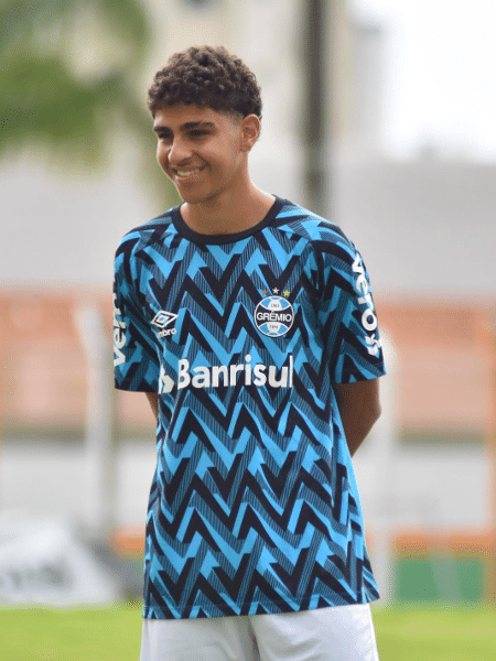Adriano Carvalho Ribeiro jogou amistosos e jogos-treino em Porto Alegre ao longo de 2021 - Reprodução