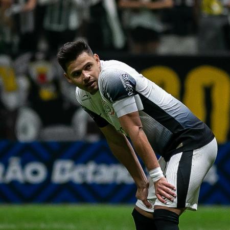 Romero, do Corinthians, durante partida contra o Atlético-MG pelo Brasileirão