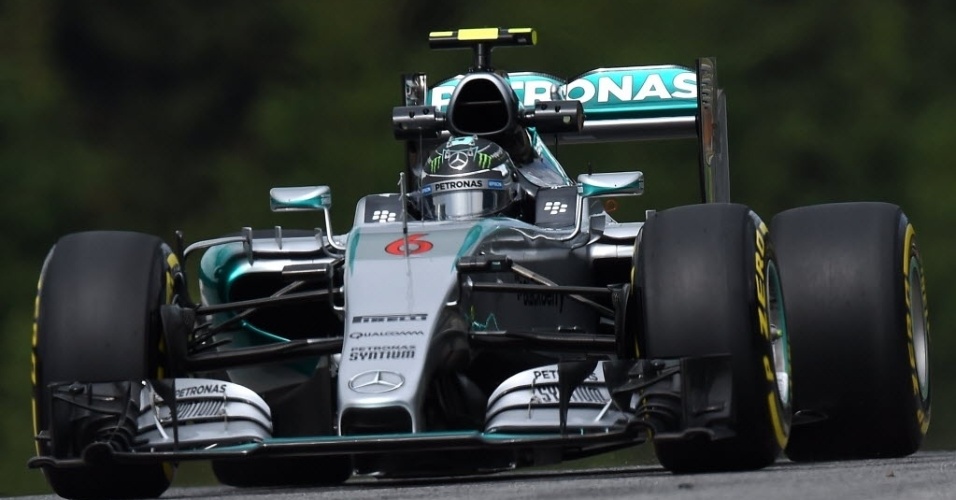 Nico Rosberg fez o melhor tempo na primeira atividade da sexta-feira, na Áustria