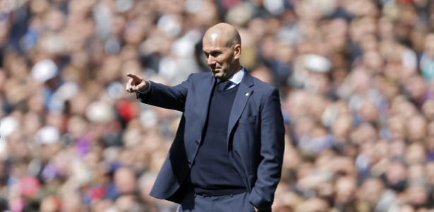 Zidane comanda o Real Madrid no Santiago Bernabéu pelo Espanhol - Francisco Seco - 8.abr.2018/AP Photo