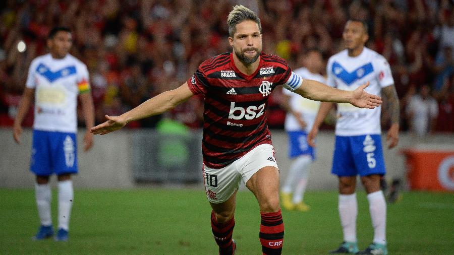 Diego comemora o primeiro gol do Flamengo na vitória sobre o San José-BOL - Alexandre Vidal / Flamengo