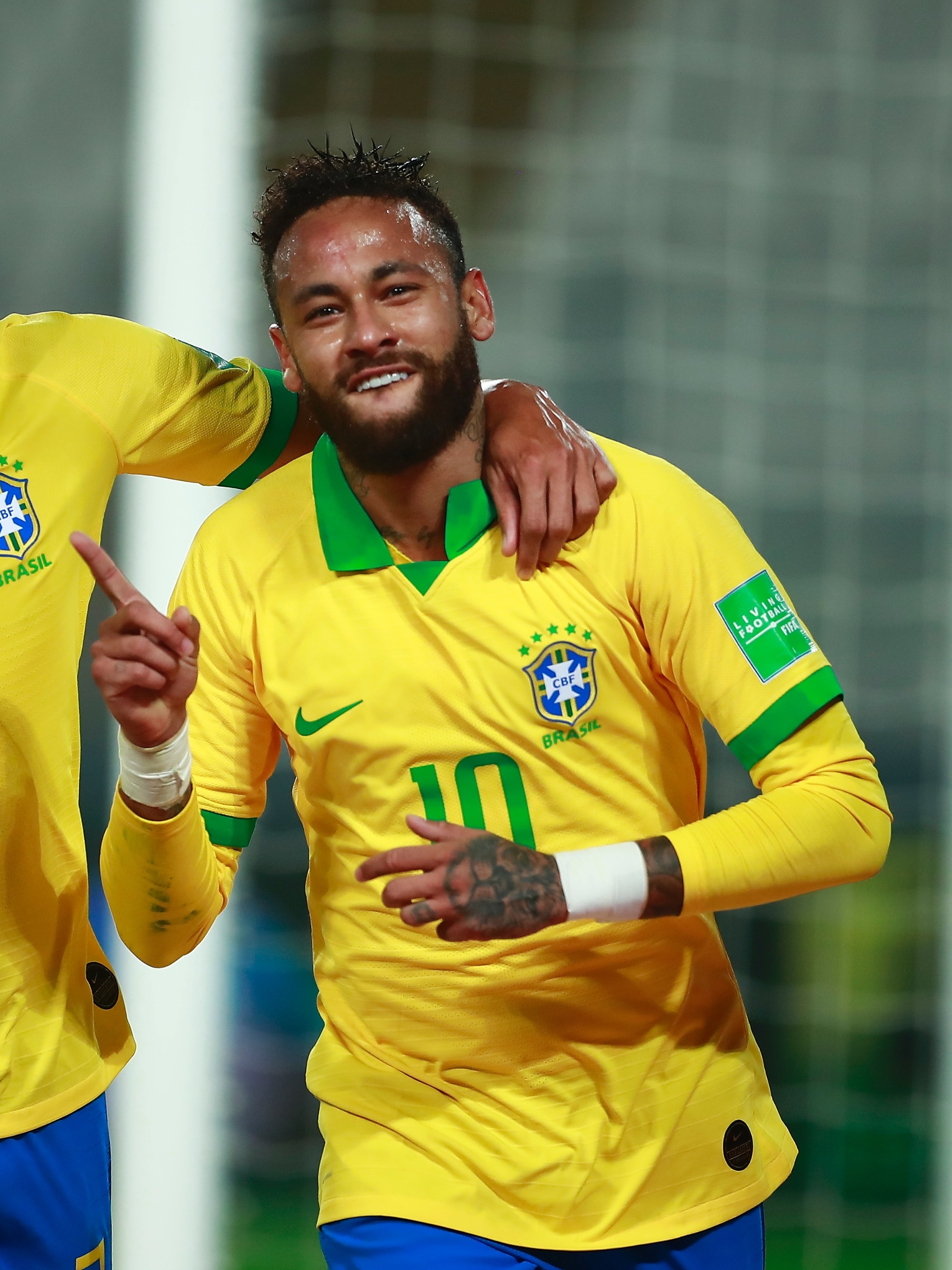 Neymar supera Pelé com gols em jogos da seleção e famosos parabenizam, TV  & Famosos