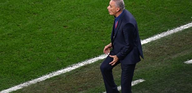 Tite agradeceu, mas deixou passar