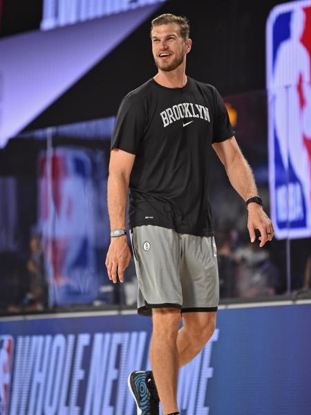 Tiago Splitter foi assistente técnico do Brooklyn Nets - David Dow/NBAE via Getty Images