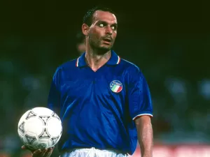 Italiano Toto Schillaci, artilheiro da Copa de 1990, morre aos 59 anos