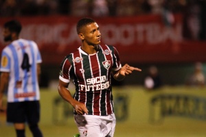 Palmeiras fala com Flu e insiste por Richarlison, mas tricolor rechaça 