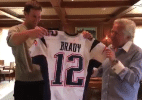 Tom Brady recebe de volta camisas furtadas em Super Bowls - Reprodução