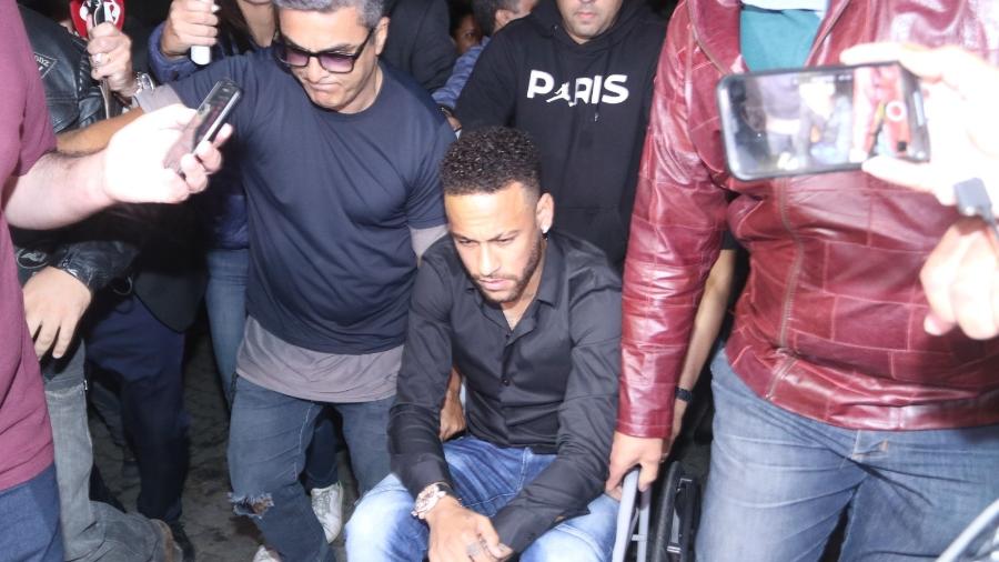 Neymar foi ao Rio de Janeiro depor à Polícia Civil em inquérito que apura motivos de vazamento de imagens íntima de Najila Trindade - Thyago Andrade/AgBrazilNews