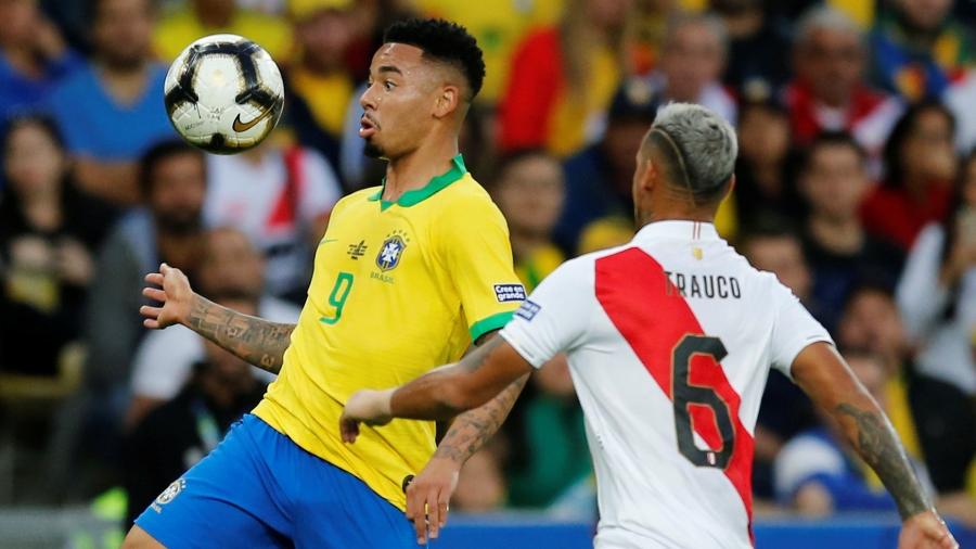 A Conmebol alterou o horário da partida entre Peru e Brasil marcada para o dia 13 de outubro em Lima - REUTERS/Luisa Gonzalez