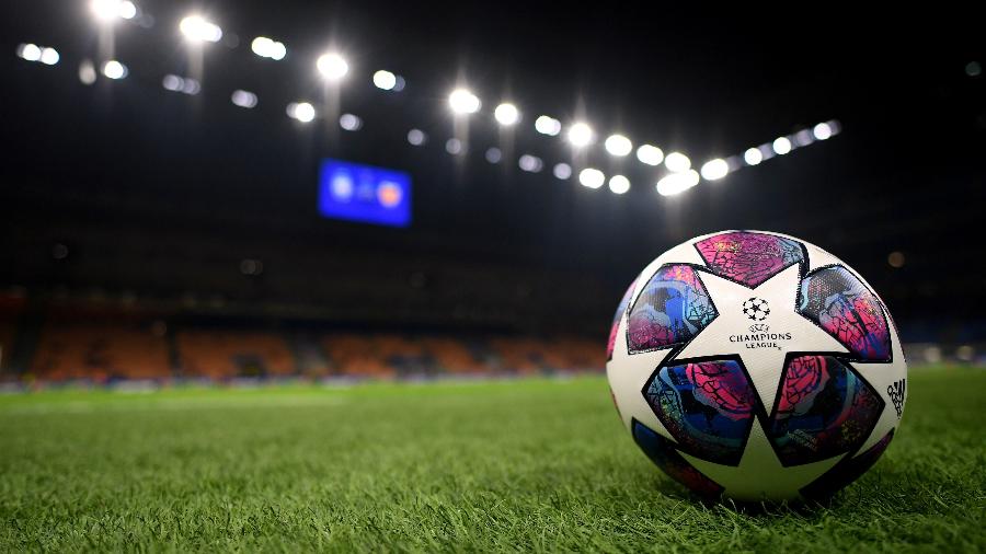 Estádio San Siro, em Milão (Itália), antes do jogo entre Atalanta e Valencia, que terminou em 4 a 1 para a equipe de Bérgamo - Daniele Mascolo/Reuters