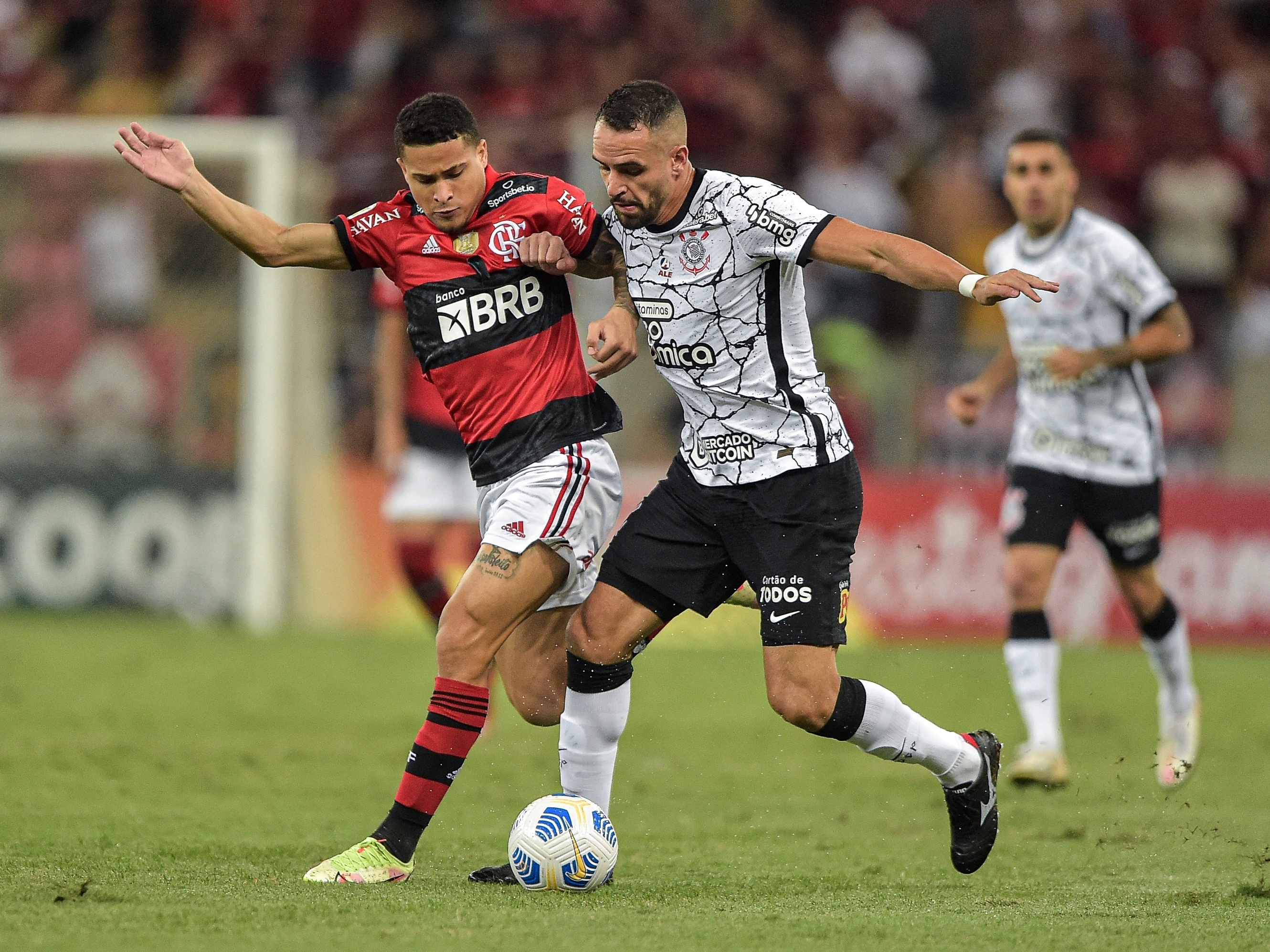 Gomes: Flamengo x Palmeiras é primeiro clássico nacional da nossa história  - 30/09/2021 - UOL Esporte