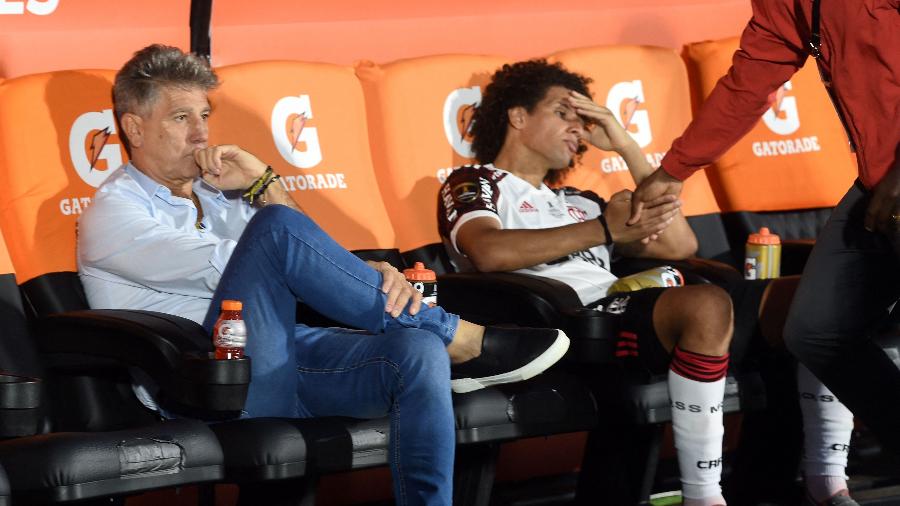 Renato Gaúcho e William Arão lamentam derrota do Flamengo contra o Palmeiras na final da Libertadores - AFP