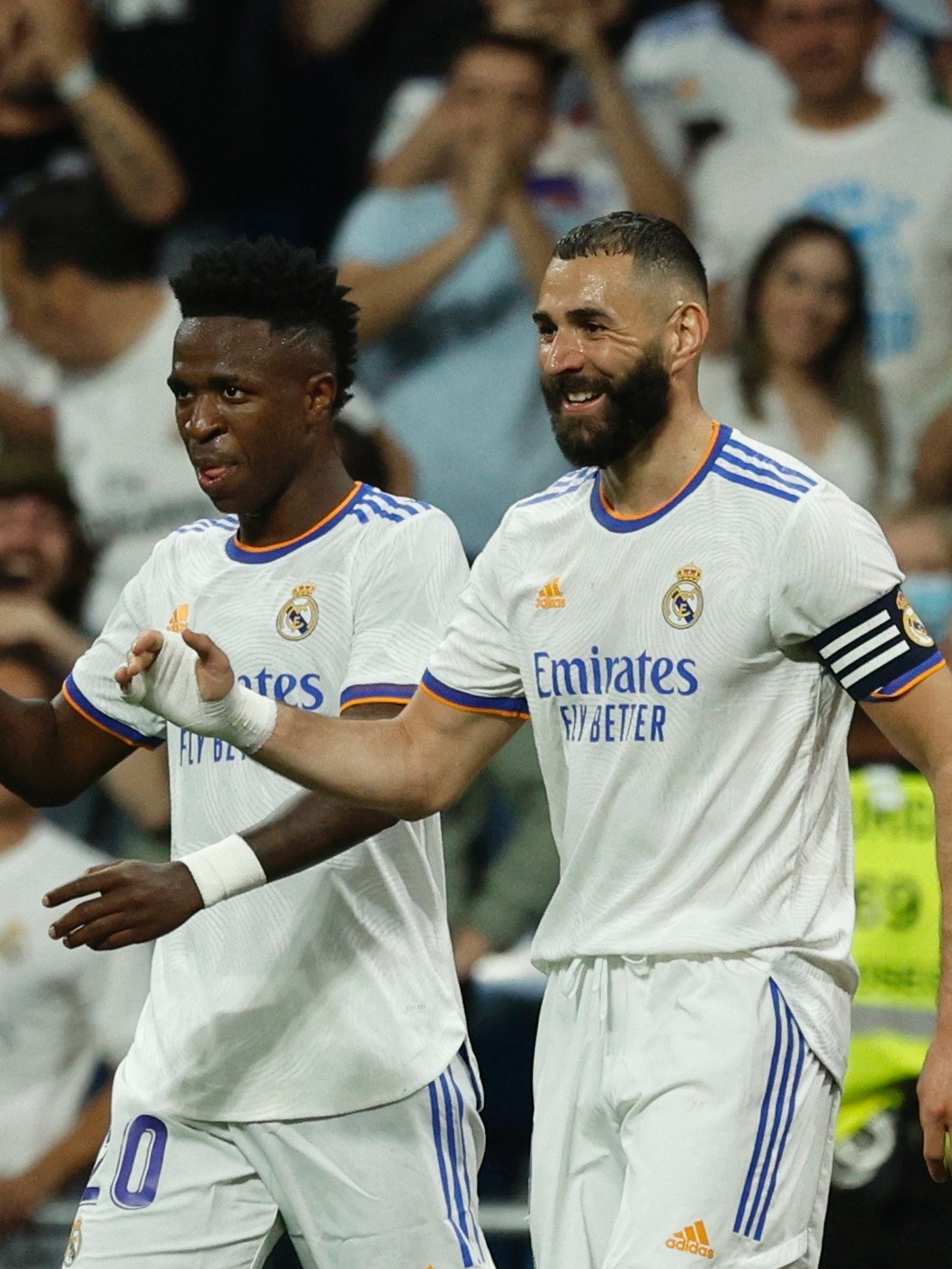 Benzema supera Mané e leva Bola de Ouro pela primeira vez; Vini Jr é 8º