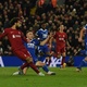 Com dois gols contra, Liverpool vence o Leicester de virada pelo Inglês