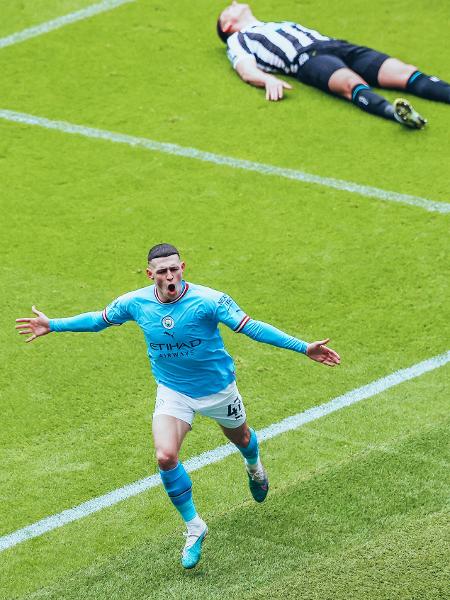 Phil Foden comemora gol na partida entre Manchester City e Newcastle - Reprodução/Twitter/@ManCity