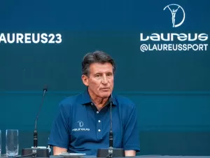 Campeão olímpico Sebastian Coe visa presidência do COI em 2025: 'Oportunidade surgiu'