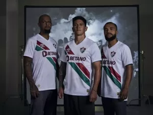 Fluminense lança nova camisa branca com faixas diagonais e homenagem ao Rio