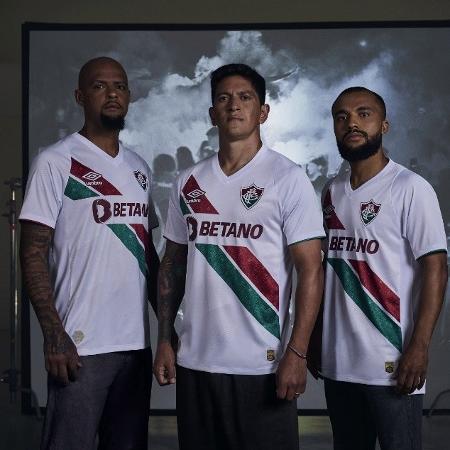 Fluminense apresenta segundo uniforme para 2024