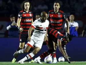 São Paulo passeia sobre o ex-líder Flamengo