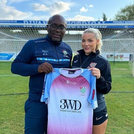 Madelene Wright tem novo clube, o Chesham United, da Inglaterra