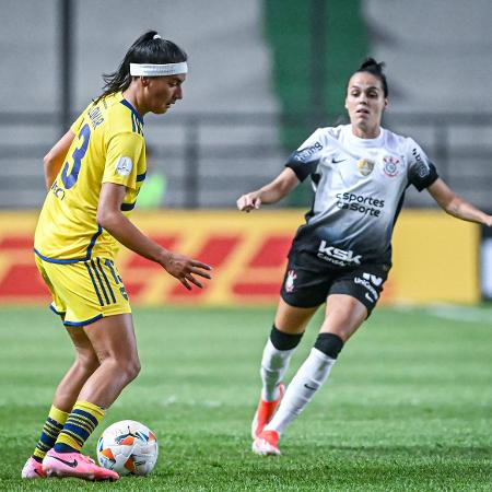 Gabi Portilho em lance durante Corinthians x Boca Juniors pela Libertadores Feminina
