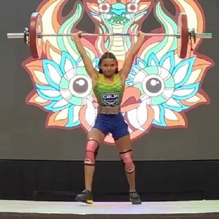 Isanelly Cristina foi campeã mundial no levantamento de peso em evento em Lima - Reprodução/Instagram