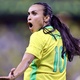 Marta dispara contra arbitragem ap&oacute;s derrota do Brasil: 'Uma palha&ccedil;ada'