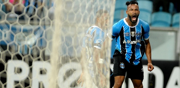 Fernandinho, do Grêmio, não tem permanência garantida no ano que vem - Ricardo Rimoli/AGIF