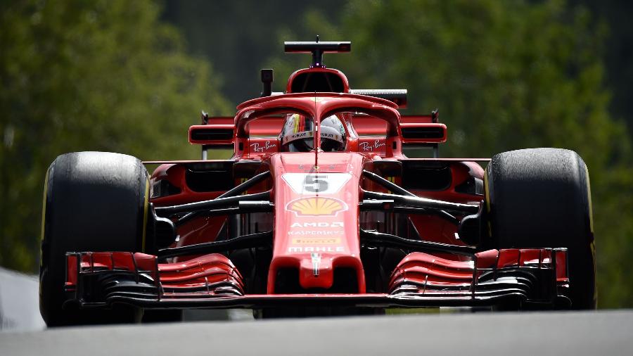 Sebastian Vettel lidera treino livre com a Ferrari na Bélgica - John Thys/AFP