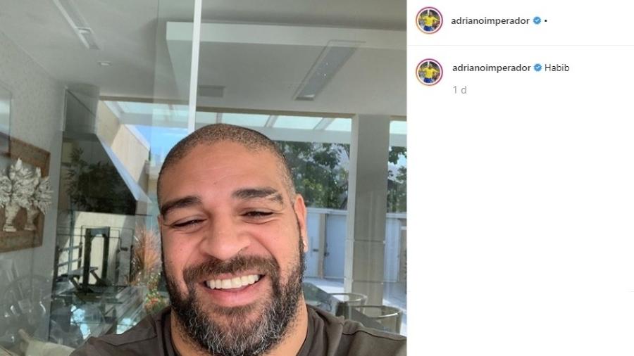 Adriano usa "habib" em foto do Instagram - Reprodução