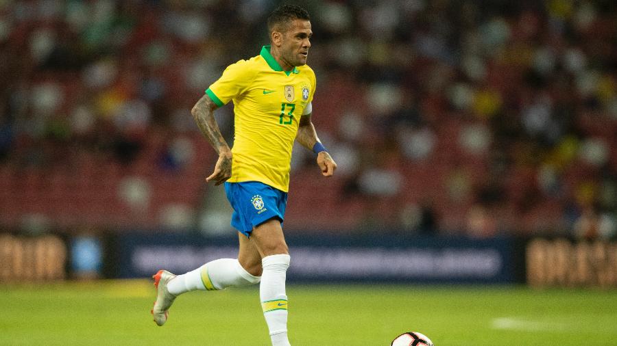 10.out.2019 - Daniel Alves durante amistoso da seleção brasileira contra o Senegal, em outubro de 2019 - Lucas Figueiredo/CBF