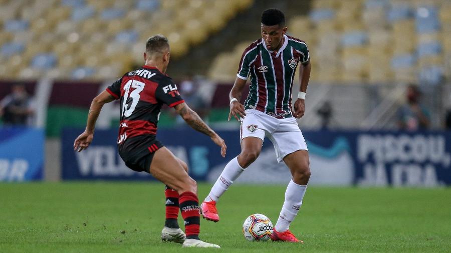 Rafinha se lesionou no Fla x Flu - Lucas Merçon/Fluminense FC