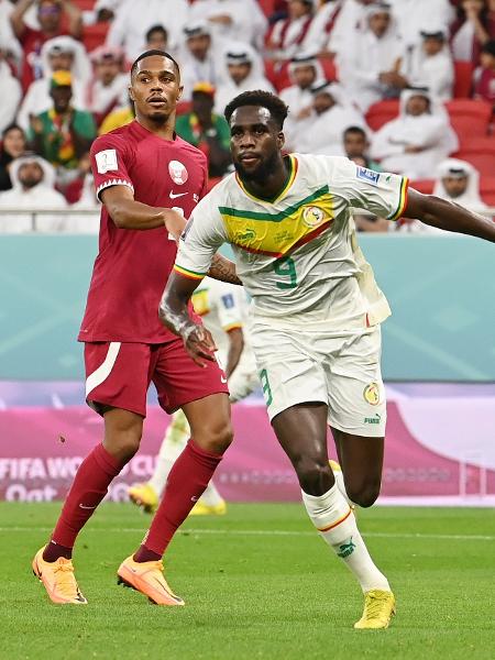 Boulaye Dia comemora o primeiro gol de Senegal: africanos eliminam o país-sede! - Claudio Villa/Getty Images