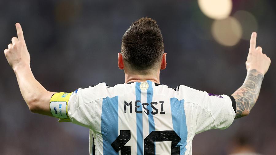 Messi comemora gol da Argentina sobre a Austrália em jogo das oitavas de final da Copa do Mundo - Francois Nel/Getty Images