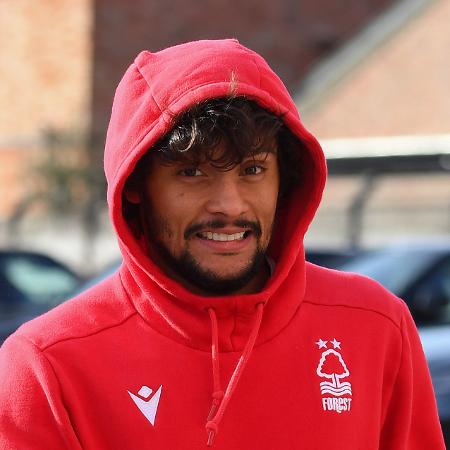 Gustavo Scarpa, meia do Nottingham Forest (ING), virou tradutor dos companheiros de clube - Jon Hobley/MI News/NurPhoto via Getty Images