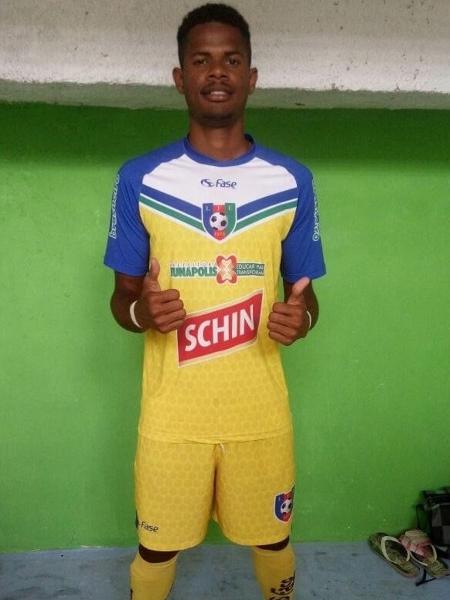 Júnior Santos, do Botafogo, nos tempos de várzea