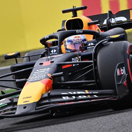 Max Verstappen lidera a temporada e vê Sergio Pérez, também da Red Bull, em 2°
